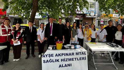 Beyaz önlüklerini giyip sahaya indiler: Geleceğin sağlıkçıları Burhaniye’de fark yarattı