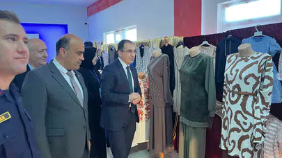 İğne iplikle sanata dönüştü: Kayarası köyünde yılın emeği görücüye çıktı