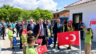 Giresun’da eğitime hayırsever dokunuşu: Bakan Tekin yeni okulun kurdelesini kesti