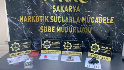 Polis baskınında kaçacak yer ararken klozete sığındı: Sifonun azizliğine uğrayınca tutuklandı