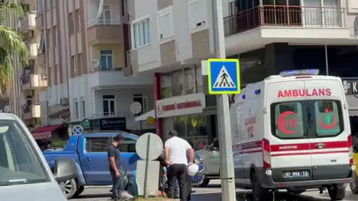 Manavgat’ta trafik kâbusu: Kamyonetle çarpışan motosikletli hastanelik oldu