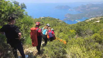 Gökyüzü keyfi kabusa döndü: Babadağ'da yamaç paraşütü ormanlık alana çakıldı