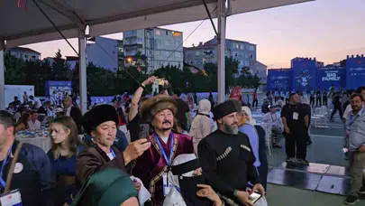 Ok Meydanı’nda 573 yıllık ruh: 51 ülkeden gelen sporcular fetih coşkusunu taşıyor