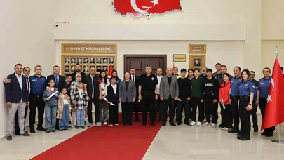 Emniyetin şefkat eli eğitimde buluştu: Polislerden mesai dışı gönüllü seferberlik