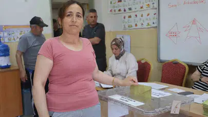 Hatay’da sandık mesaisi: 5 mahalle yeni temsilcisini seçiyor