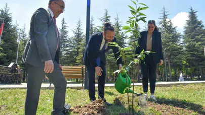 Şeyh Edebali’nin mirası Bilecik’te yeşerdi: Geleceğe nefes olacak fidanlar toprakla buluştu