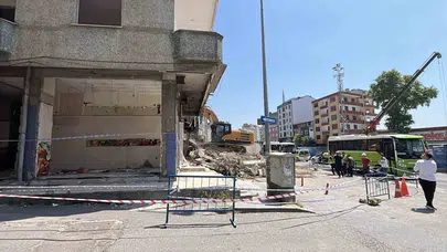 Gebze’de acı dolu günlerin izleri siliniyor: Riskli binalar için yıkım başladı