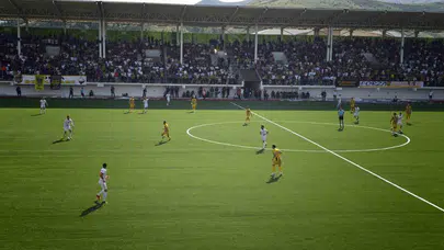Bitlis’te 3. Lig rüyası gerçek oluyor: Uzatmada gelen zafer taraftarı sokağa döktü