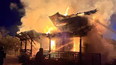 Ukrayna’da kanlı gece: Rusya’dan 700’ü aşkın hava aracıyla devasa saldırı