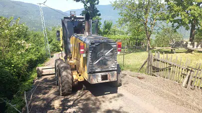 Düzce’de ulaşım seferberliği: Bakacak köyünde asfalt öncesi kritik aşama geçildi