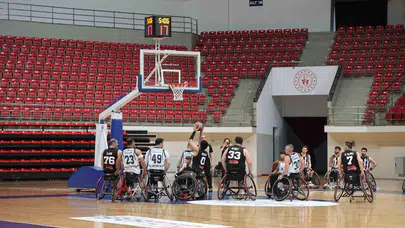 Potayı domine ettiler: Beşiktaş yarı final biletini gövde gösterisiyle aldı