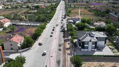 Karatay’da yollar baştan aşağı yenileniyor: Asfalt mesaisi hız kesmiyor