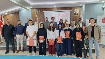 Gençlerin bilgi yolculuğu kutsal topraklara uzandı: Eskişehir’de umre heyecanı yaşandı