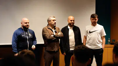 Primden daha fazlasını vaat etti: Süper Lig zaferi sonrası futbolcuların çocukları için kesenin ağzını açtı