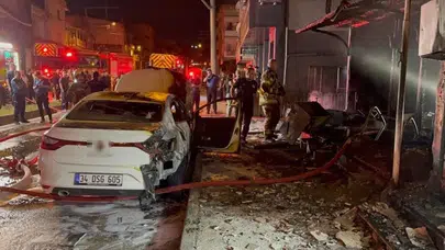Bursa'da korku dolu anlar: Mobilya deposundan yükselen alevler mahalleyi ayağa kaldırdı
