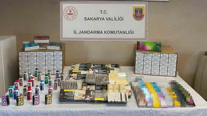 Sakarya’da kaçakçılık darbesi: Adreslere yapılan baskınlarda suçüstü yakalandılar