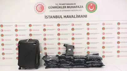 Valizinde 20 milyonluk zehirle yakalandı: İstanbul Havalimanı’nda suçüstü