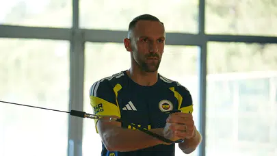 Fenerbahçe'nin yeni golcüsü işe koyuldu! Muriqi'den erken mesai