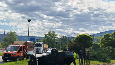 Zonguldak-Ankara karayolunda korkutan kaza: Otomobil takla attı