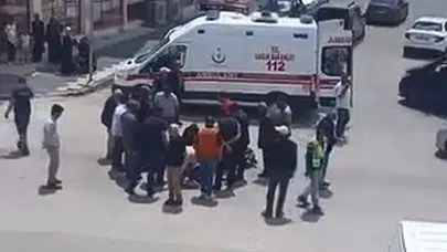 Elazığ’da yürekleri ağza getiren kaza: Motosiklet sürücüsü yola savruldu