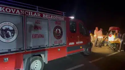 Elazığ'da geceyi korkutan kaza! İki otomobil çarpıştı, 6 kişi yaralandı