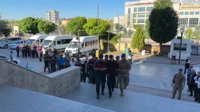 Uşak'ta eski belediye başkanına ait işletmelerde sigortalı gösterilen 15 şüpheli adliyeye sevk edildi