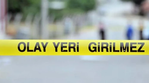 Tasma taktığı kadını sokaklarda dolaştırdı: Tutuklandılar