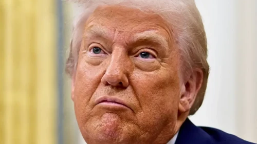 Trump yönetimi, suç işleyen 80 bin kişinin oturumunu iptal etti!