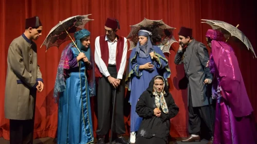 Trabzon’da tiyatro coşkusu: 'İstanbul’un Son Beyzadeleri' ve 'Alice' sahnede!
