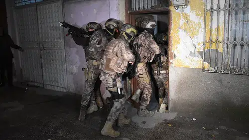 1.8 milyar tl'lik vurgun! Sahte Kamu görevlileri çökertildi