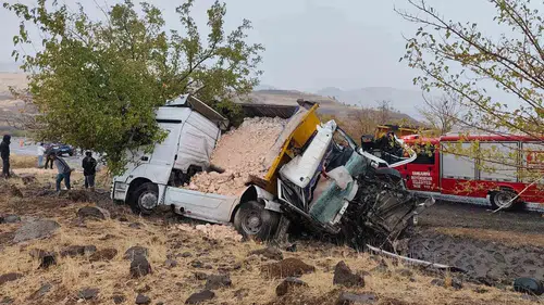 Demir yığınına döndüler: Adıyaman yolunda can pazarı!