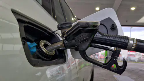 Piyasalardaki fırtına akaryakıtı yeniden sallıyor... Araç sahipleri dikkat!