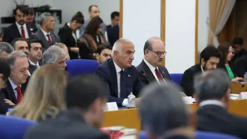 Bakan Ersoy TBMM’de 2026 bütçesini sundu: Turizmde rekor, kültüre yatırım