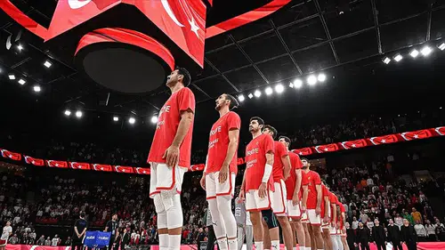 Dünya Kupası Elemeleri alev alev: A Milli Erkek Basketbol Takımı'nın dev kadrosu açıklandı!