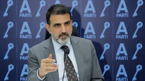 Gaziantep’te kadınlar için yeni dönem: Anahtar Parti’den dönüştürücü panel