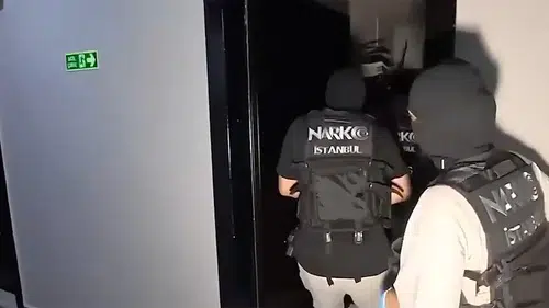 71 ilde zehir tacirlerine darbe: 807 şüpheli parmaklıklar arkasında