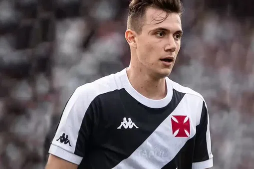 Lucas Piton Kimdir