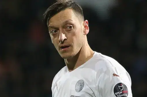 Mesut Özil