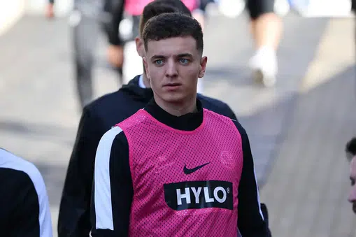 Fisnik Asllani