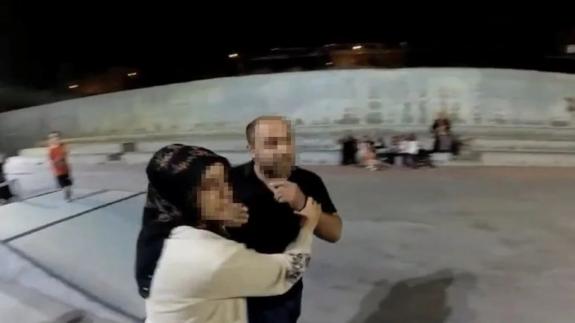 Bisiklet parkında ilginç olay! "Buraya gelmeyeceksin" diyerek bisikletli çocuğa tehditler savurdu