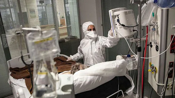 Türkiye'nin ilk pandemi hastanelerinden Tuzla Devlet Hastanesi'nde yüzler gülüyor