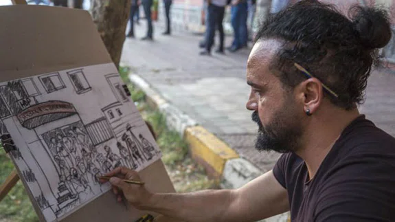 Diyarbakır annelerinin feryadını tuvale yansıttı