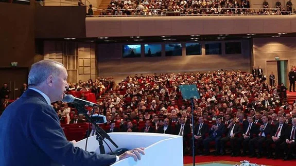 "Tek kalemde cumhuriyet tarihimizin en büyük öğretmen atamasını gerçekleştiriyoruz"