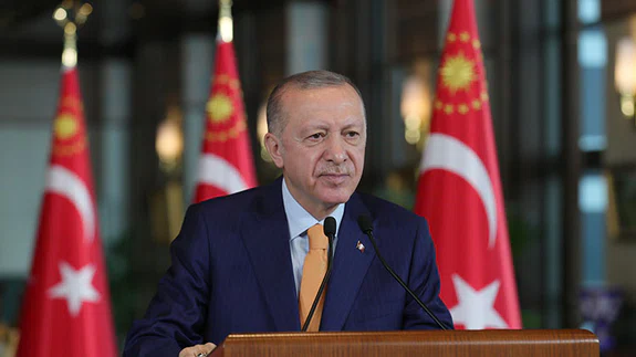 "Hedefimiz, ülkemizi dünyanın en büyük 10 ekonomisinden biri haline getirmek"