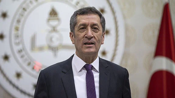 "Öğrencilerimiz haftanın iki günü okulda olacak, isteyen velilerimiz okula gönderecek"