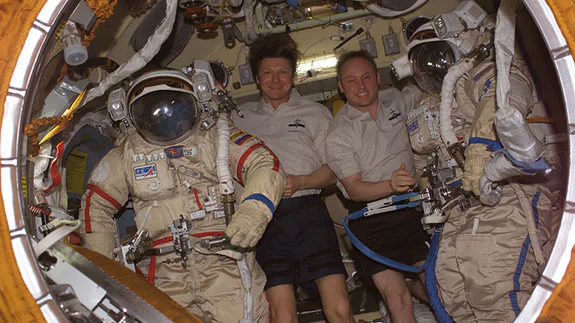 "Dünya'dan uzaya bakmanın aksini tecrübe edenler"