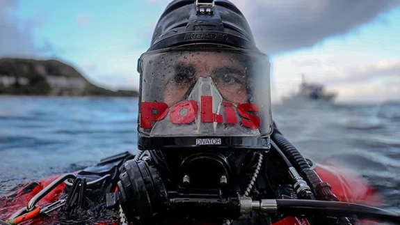 Su altı güvenliği polis kurbağa adamlara emanet