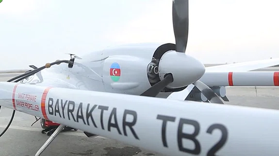 Azerbaycan ordusu, Bayraktar SİHA'larla tatbikat yaptı