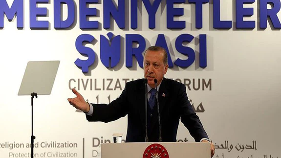 Cumhurbaşkanı Erdoğan: Türedi tipler sünneti ciddi manada tartışır hale geldiler