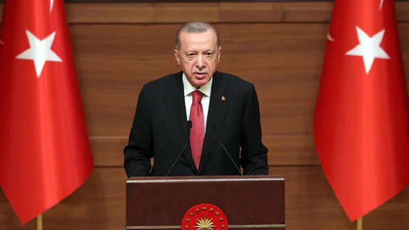 "Cumhuriyetimizin ikinci asrını terakki devri haline dönüştürmekte kararlıyız"